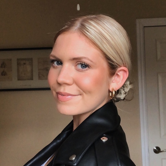 Meet your Posher, Shona - Picture 1 of 1